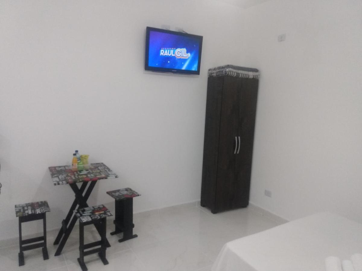 Ferienwohnung Loft05 Completo Ar Internet Garagem Prox Aparecida E Industrias Pindamonhangaba Exterior foto