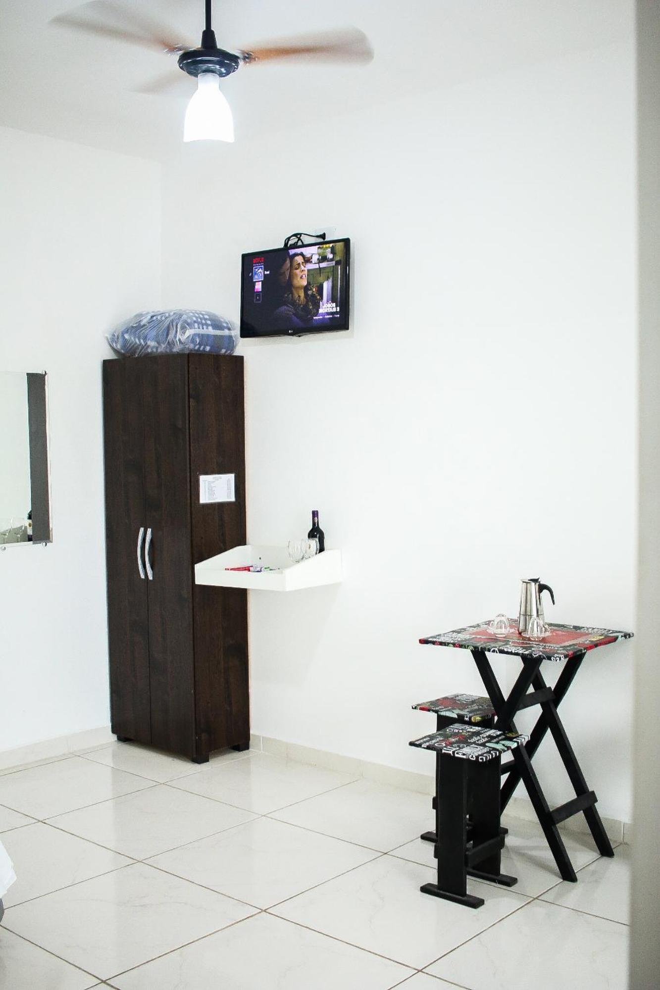 Ferienwohnung Loft05 Completo Ar Internet Garagem Prox Aparecida E Industrias Pindamonhangaba Exterior foto